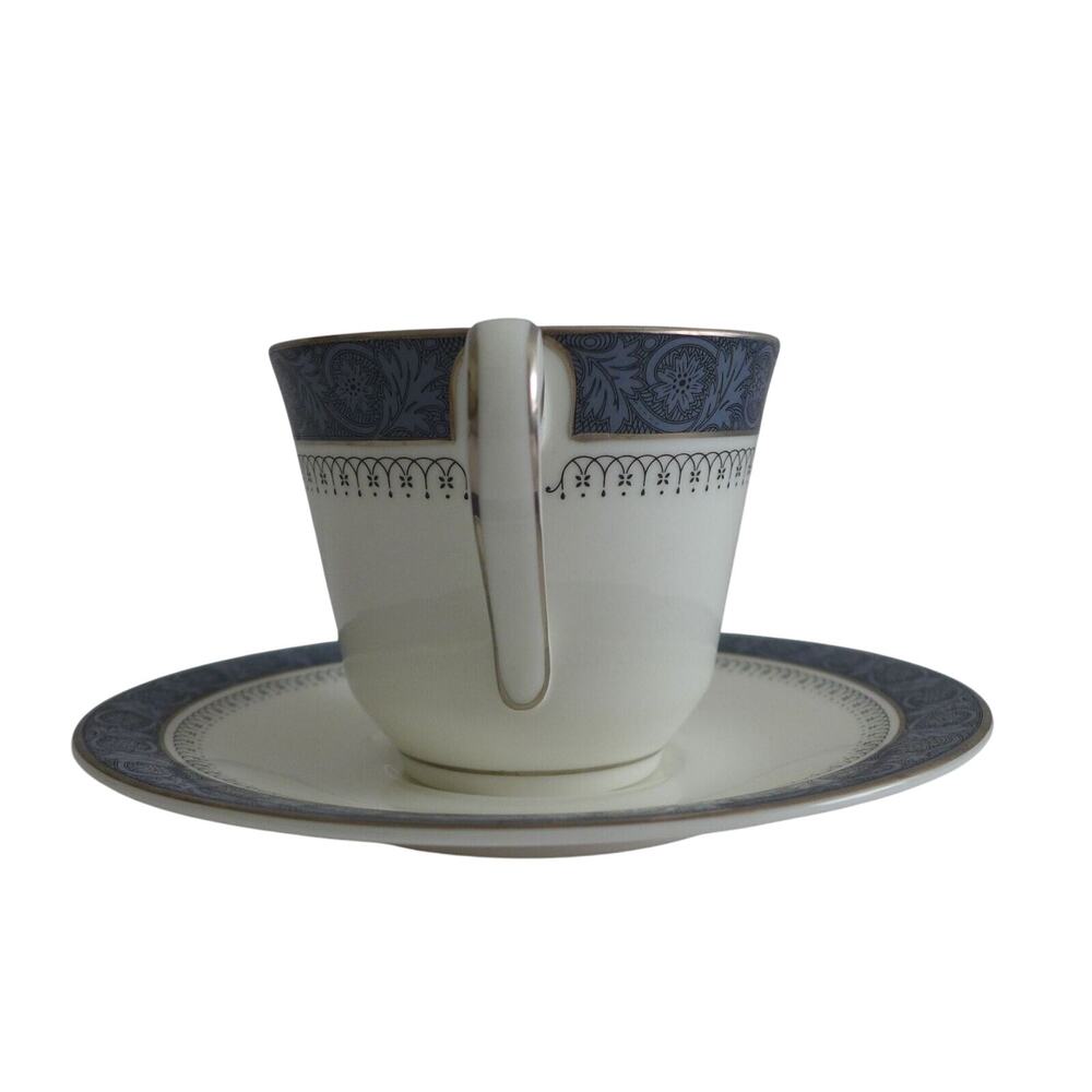 Royal Doulton Sherbrooke Fine China Teacup & Saucer Set - Picture 4 of 6